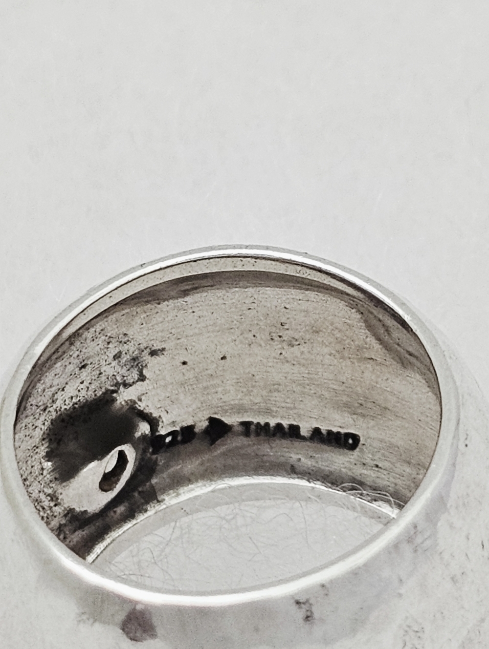 Silpada Sterling Silver CZ 'Bright Spot' Wide Band Cigar Ring Size 7.5 R2934 - Picture 11 of 14
